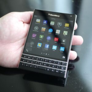Blackberry Passport mới 64G